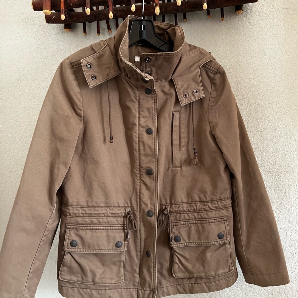 Stylish Tan Jacket with Hood